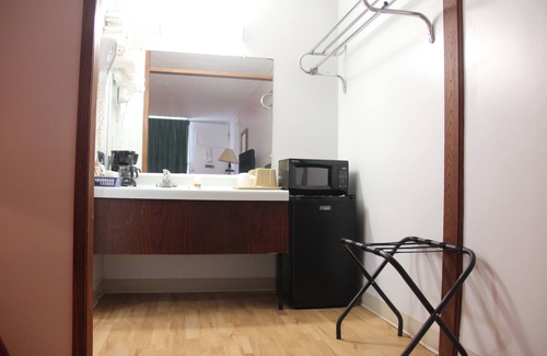 Norfolk Hotel | Norfolk Country Inn & Suites