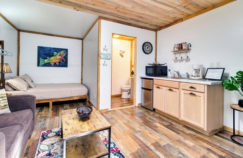 Norfork Apartment | Norfork Studio Escape: Walk to White River!