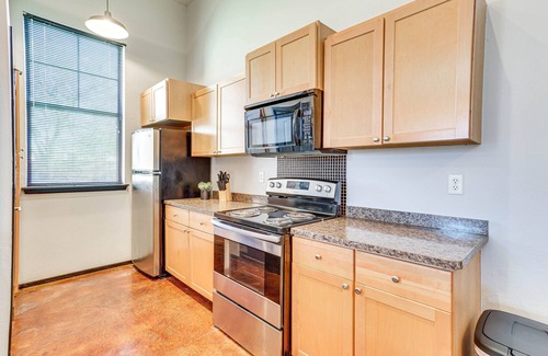 Norman House | Norman Retreat: 1 Mi to The University of Oklahoma
