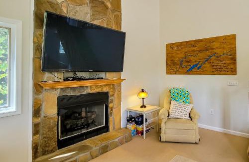 La Follette House | Norris Lake Retreat