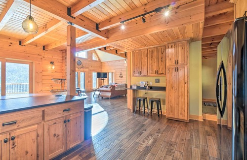 Tazewell Cabin | Norris Lake Vacation Rental w/Boat Slip