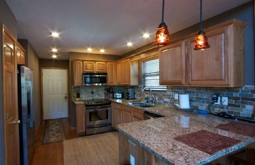 Lakeside Estates House | Norris Lakeside Estates home located inside the famous jumping bridge