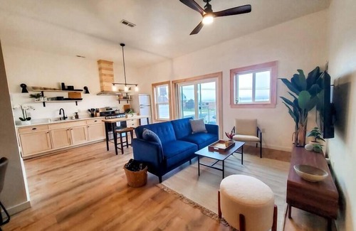 Ashland Apartment | North Apartment with Lake Superior Views
