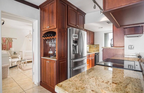 North Bay Village Apartment | North Bay Village Apartment directly on the bay!