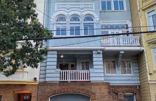 Russian Hill House | North Beach Bungalow