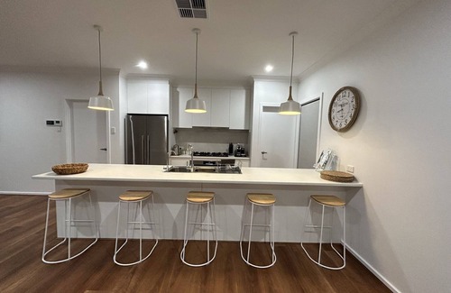 Wallaroo Plain House | 'North Beach Getaway '.New luxury home, perfect for families, 600m walk to beach