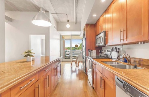 Ann Arbor Apartment | North Campus 2B2B | Free Parking