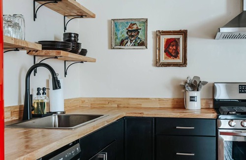 Staunton Apartment | North Central Loft