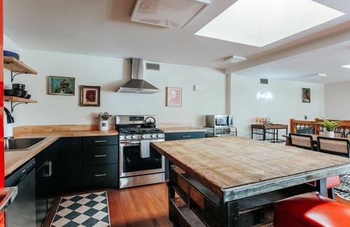 Staunton Apartment | North Central Loft