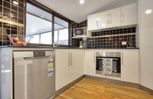 Mackay House | North Central Vacation Home