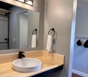 Harvey Apartment | North Coast Place
