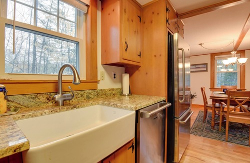 Cranmore Birches Cottage | North Conway Home < Walk to Slopes at Cranmore!