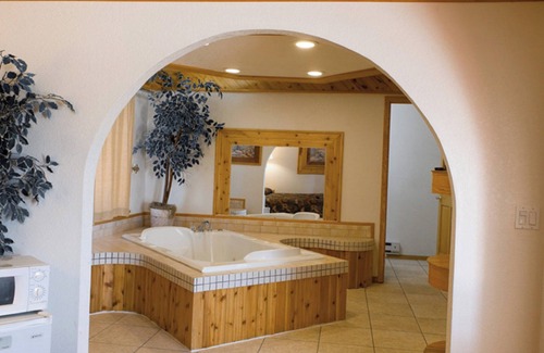 Mandan Hotel | North Country Inn & Suites