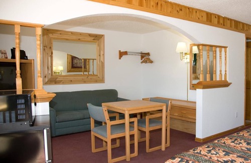 Mandan Hotel | North Country Inn & Suites