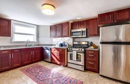 North End Apartment | North End Apt Near Harbor