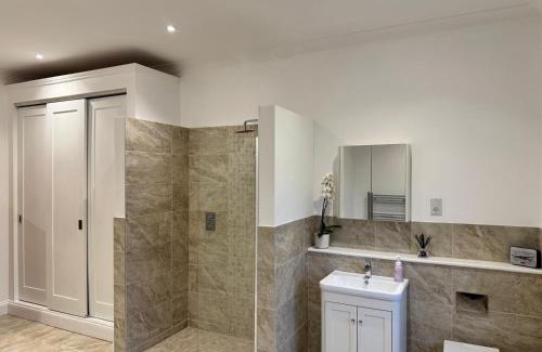 Sawston Apartment | North Farm fits 1-6 people
