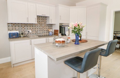 Stockton-on-Tees Cottage | NORTH FARM, pet friendly, with open fire in Sedgefield, County Durham