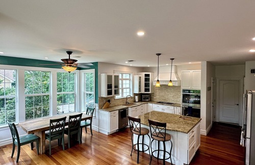 Southold House | NORTH FORK DREAM HOME, 4,000 Sq Ft, 1 Acre, Heated Pool!