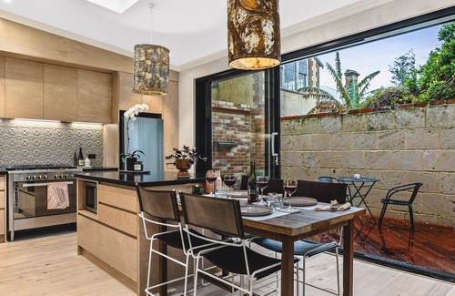 North Fremantle House | North Fremantle Cottage