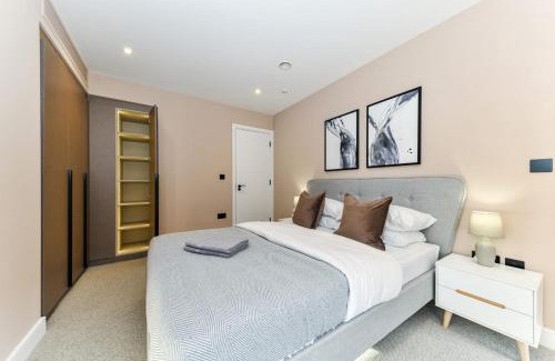 Golborne Apartment | North Kensington - Portobello by Viridian Apartments
