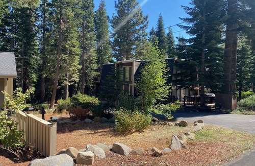 Carnelian Bay House | North Lake Tahoe Perfect Home for Family Fun