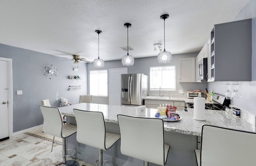 North Las Vegas Cottage | North Las Vegas Hideaway w/Grill < 10 Mi to Strip