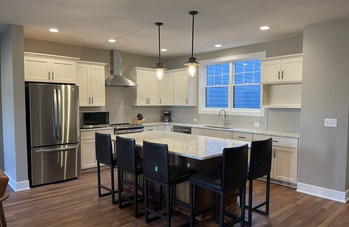 Lincoln House | North Lincoln, Minutes from Pinnacle Bank Arena and Memorial Stadium