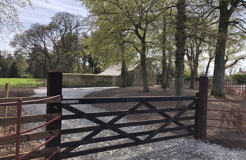 Guyzance Cottage | North Lodge cottage is a Charming/cozy 1890’s gate house
