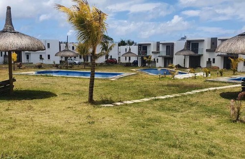 Grand Gaube Apartment | North Mauritius New-built 2-bedroom Villa with shared pool