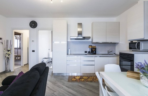Crescenzago Apartment | North Milan - Close to metro - Wi-Fi