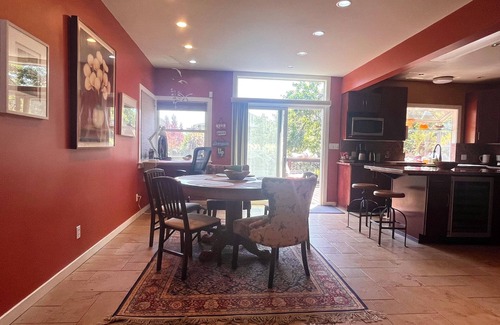 Bushrod House | North Oakland Garden Retreat