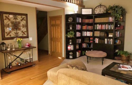 Blaine House | North Oaks Estate