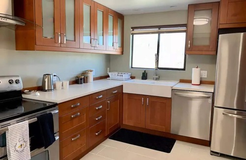 Palm Springs House | North Palm Springs Home-1.9 Acres, Pool & Gameroom
