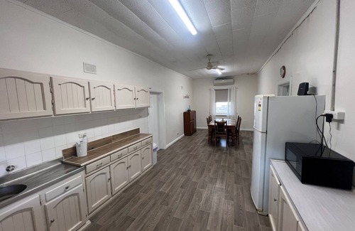 Belalie House | North Parade AccommodationnComfortable 3 Bedroom Accommodation in Jamestown