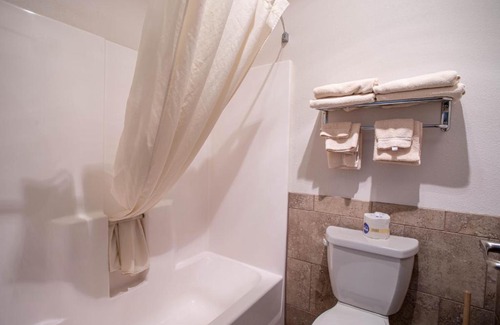Walden Hotel | North Park Inn & Suites