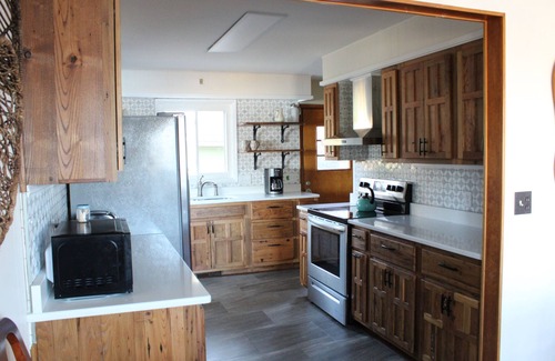 Nebo House | North Point Lakefront Retreat - Private Dock w/boatslip