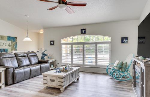 North Port House | North Port Home with Lanai and Pool - 8 Mi to Beach!