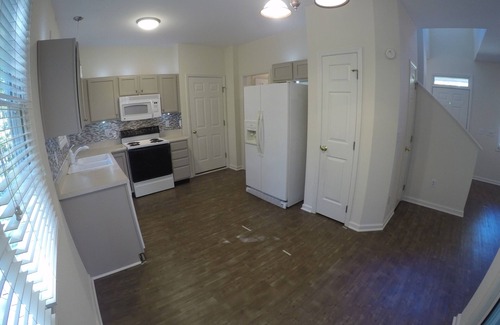 North Raleigh House | North Raleigh home in Wakefield Plantation Culd-de-sac lot in private wooded lot