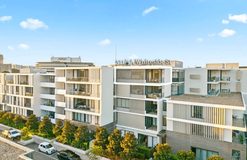Macquarie Park Apartment | North Ryde- NR005 - Whiteside Street - Spacious 1BR Executive Apartment with Balcony Near Macquarie Centre University