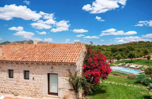 Arzachena House | North Sardinia Retreats Stazzo Liccia Barria - villa con piscina