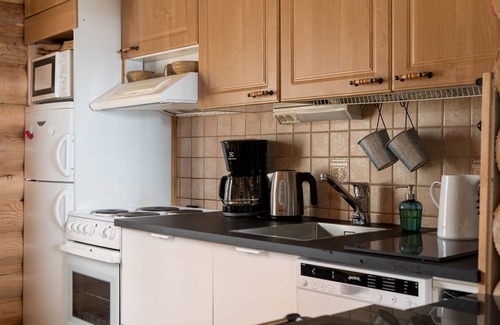 Tolva Cottage | North Savonia, Log cottage and Lakeside sauna, rental cottage.