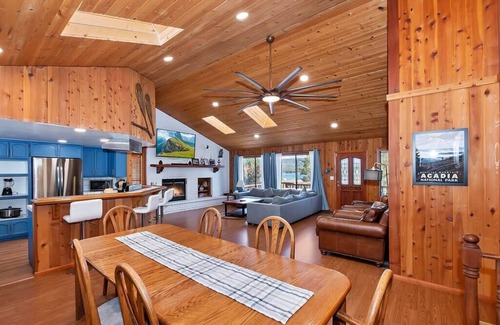 Fawnskin House | North Shore Chalet | Lake View + Spa + Game Rooms!