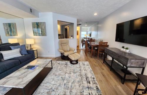 Traverse City House | North Shore Inn TC 203