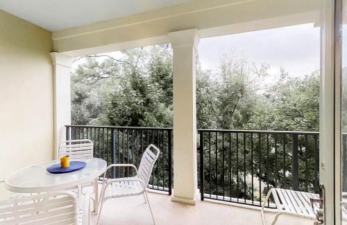 North Forest Beach Apartment | North Shore Place