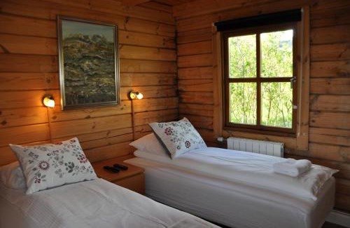 Eyvindarholar House | North Star Cottage