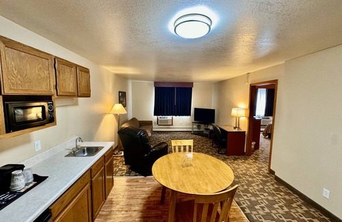 Wetmore Hotel | North Star Hotel Pictured Rocks