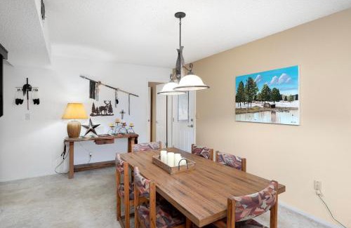 Ruidoso House | North Street Escape