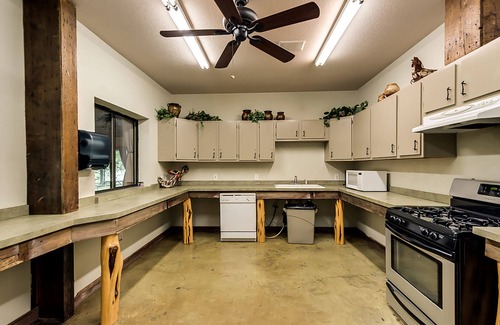 Burleson Other | North Texas Jellystone Park