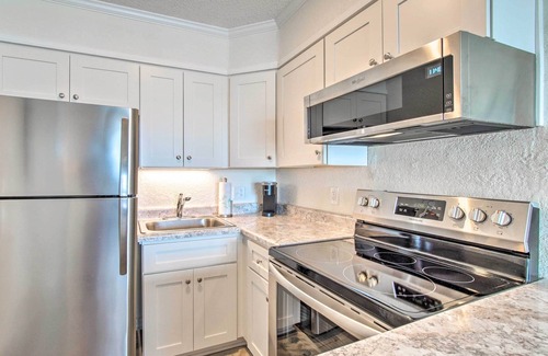 Sneads Ferry Condo | North Topsail Beach Condo w/Balcony!
