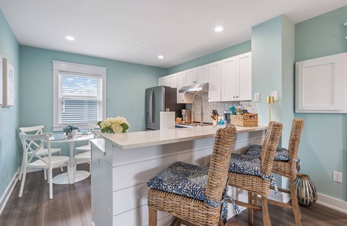 Sneads Ferry Condo | North Topsail Retreat – Oceanview 2BR/2BA Condo, Walk to Beach